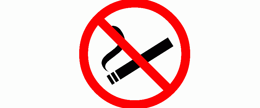 В Беларуси планируют полностью запретить курение на остановках и детских площадках