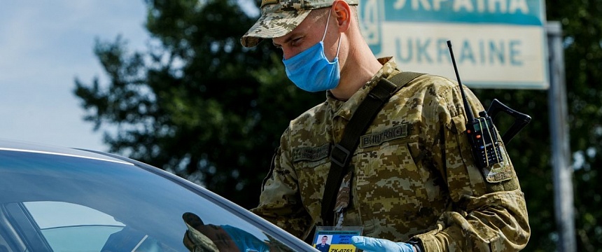 Без тестов и самоизоляции: Украина открыла границы для белорусов.