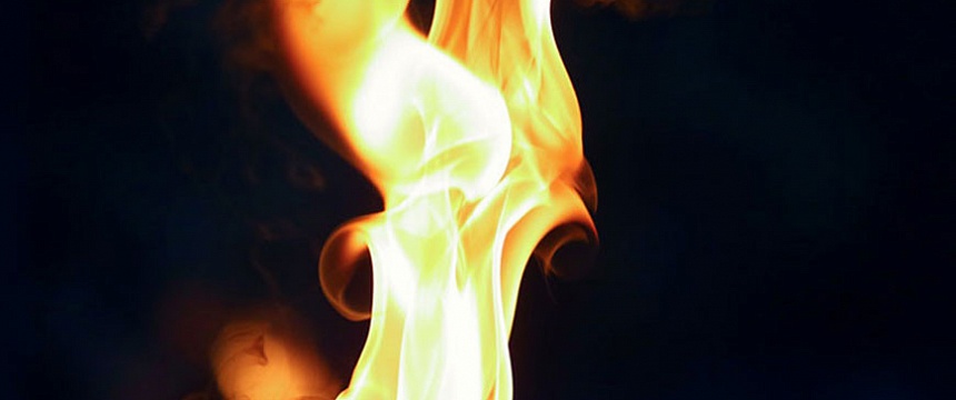 В Калинковичском районе мужчина жег костер и на нем загорелась одежда