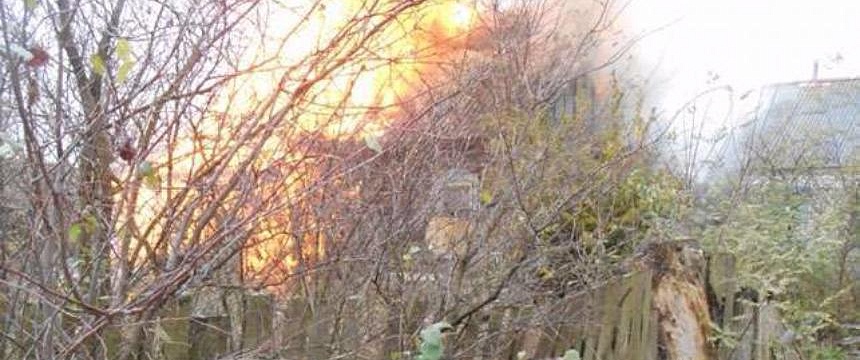 Пожар в нежилом доме в г. Калинковичи унес жизнь неизвестного мужчины