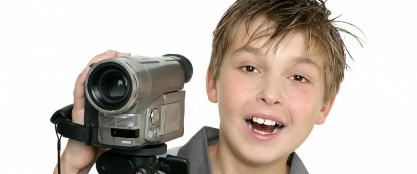 Новый кружок «Юный кинооператор» приглашает всех желающих детей и подростков (10+) на бесплатные занятия по видео и киносъемке