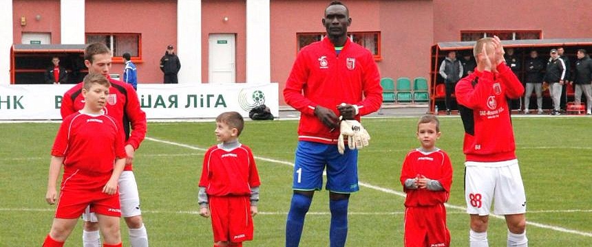 «Красный Халк» не играл два года, но вернулся в спорт в составе "Славии"
