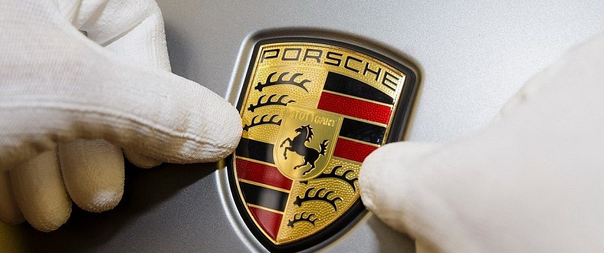  Porsche.       ?