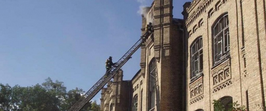 29 сентября произошло возгорание бывшей детской больницы по ул.Рыжкова