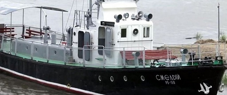 Два прогулочных судна не смогли разминуться на Припяти